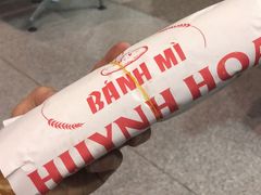 -Bánh Mì Huynh Hoa