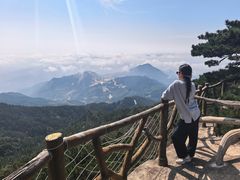 -罗田薄刀峰风景区