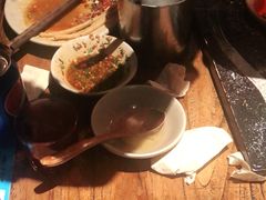 -老牌坊云南鱼豆花火锅(爱建店)