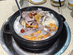 -九寨特色牦牛肉汤锅 羊肉汤锅