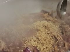 红烧牛肉锅-美兰春记食店·龙舌坡红烧牛肉