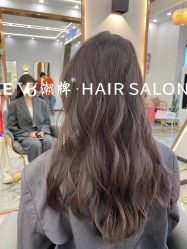 点击看大图 -V8潮牌·接发烫染连锁