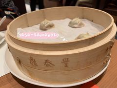 黑松露猪肉小笼包-鼎泰丰(德基广场店)