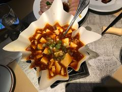 -穹六人间 people 6(岳阳路店)