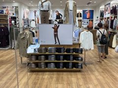 -优衣库(青岛万象城店)