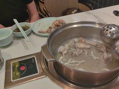 -润园四季椰子鸡火锅(南山海岸城店)