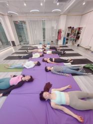 -亚太瑜伽普拉提学院