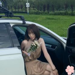 -Z.X HAIR SALON张新美业