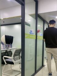 -苗医生专业祛痘·皮肤管理