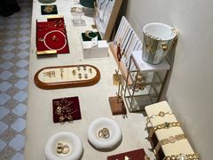 -LADY FAFA(巨鹿路陕西南路路口店)