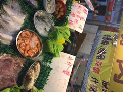 -六合夜市