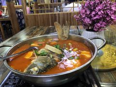 苗家酸汤鱼-苗湘食府(十年店)