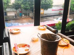 靠窗位-霸王虾·小龙虾香辣蟹(玉林店)