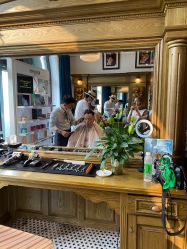 -TWOFACE 双面理发馆