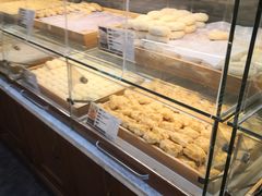 面包甜点陈列柜-清真全盛斋传统糕点(西羊市店)