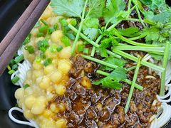 -耙豌豆重庆小面