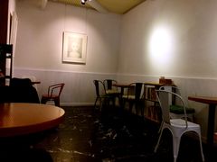 -边渡咖啡烘焙店(昙华林店)