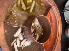 -滇釜火锅·能喝汤的火锅(车公庄店)