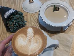 -ZING COFFEE 镜咖啡