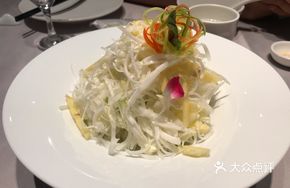 Pineapple Refreshing Salad