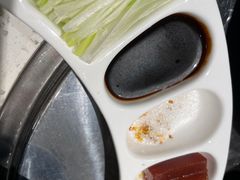 -三人行骨头王火锅(长寿店)