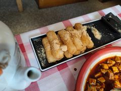 -思博半步颠小酒馆(梦时代店)