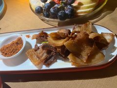 -拾光音乐餐酒吧(告庄星光夜市店)