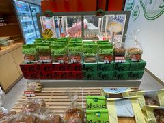 -花园饼屋·吐司蛋糕面包(星海店)