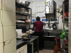 -芳芳餐厅(白沙路店)