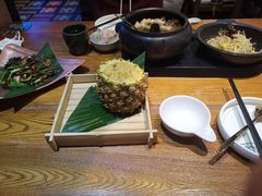 傣味菠萝饭-云海肴汽锅鸡·云南小炒(天津国金汇店)