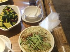 -霄汉牛三鲜湖北砂锅菜(万松园2店)