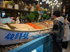 -领鲜活海鲜榴莲自助火锅(东门店)