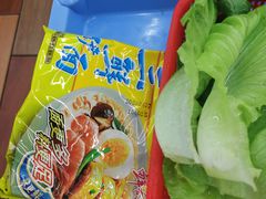 -广味炭炉鸡煲(宝业路分店)