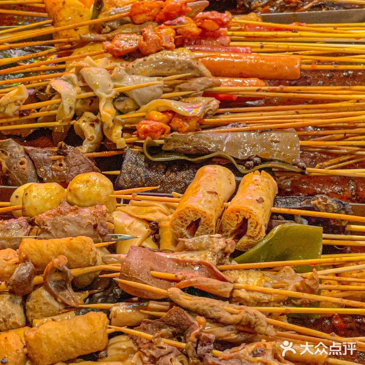南京这家脏摊麻辣串🔥黏糊糊的嘎嘎香🥰