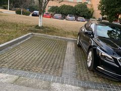 -山明水秀大饭店