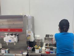 -DQ·蛋糕·冰淇淋(五棵松万达店)