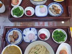 -百年老字号·观振兴蟹黄面·三虾面·苏式面(观前街富仁坊巷店)