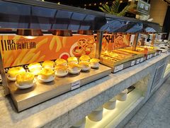 -川骄海鲜自助(王府井奥莱UP TOWN店原世界之花店)