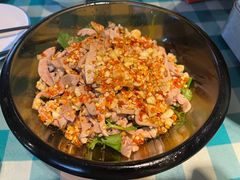 -昱龙大盆牛蛙馆(三兴街总店)