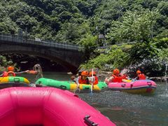 -安吉龙王山峡谷漂流