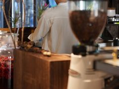 -Metal hands·铁手咖啡