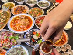 -醉八仙热酒馆(渝中店)