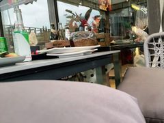 大堂-何师烧烤·香辣蟹·川菜·30年老品牌(太古里旗舰店)