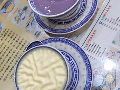 招牌双皮奶任意配-广信牛奶甜品世家(台东店)