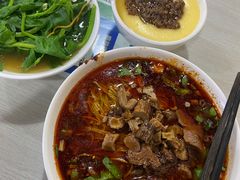 -崇州余荞面(落虹桥店)