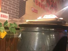 -地锅公社·现炒地锅鸡·地锅鱼·夜宵(罗锦路店)
