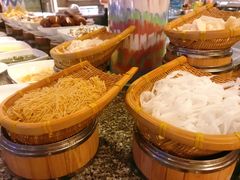 -广州卡丽酒店(大金钟路地铁站店)