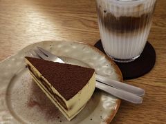 -工页咖啡X COFFEE(龙东路店)