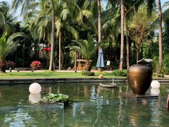 -三亚湾海居铂尔曼度假酒店