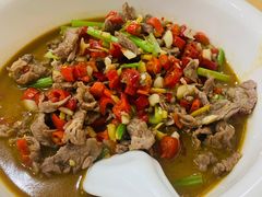 鲜炒黄牛肉-憨伢子·家常菜小食堂·有锅气の炒菜(江汉路店)